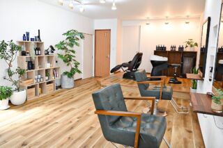 Izu – 富山県高岡市のカラーとトリートメントにこだわる美容室